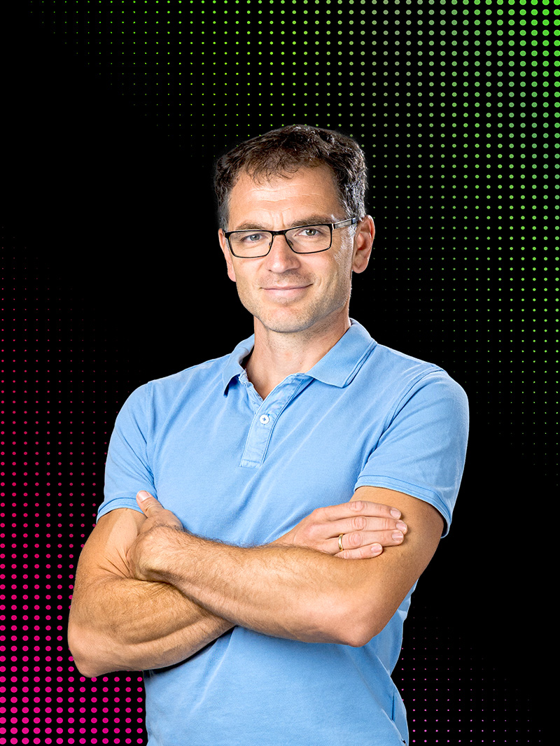 Dr. Dennis Riedl